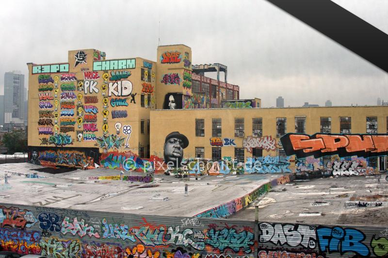 New York: 10 kostenlose Sehenswürdigkeiten 5 pointz new york queens graffiti