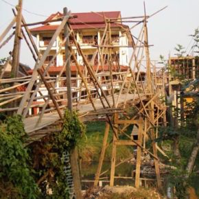 008 bruecke in vang vieng