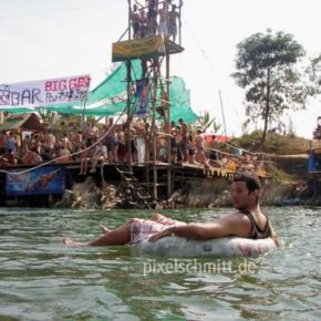 008 tubing in vang vieng