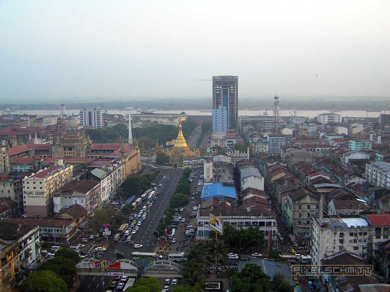 Reisebericht Myanmar 2004: Ankommen in Yangon myanmar-reisebericht-yangon-sule-pagode