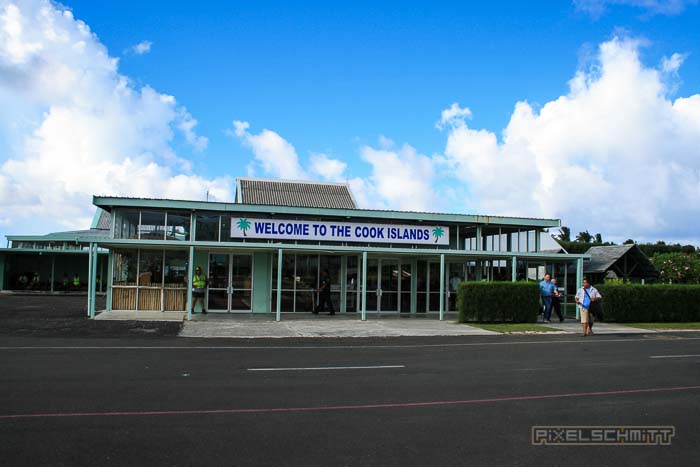 Fotos aus der Südsee: Rarotonga (Cook Islands) Das Flughafenterminal - Welcome to the Cook Islands