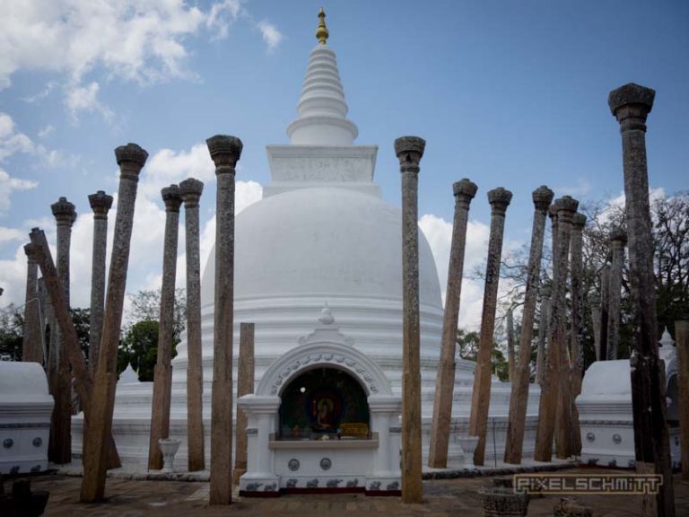 anuradhapura tempel sri lanka 17