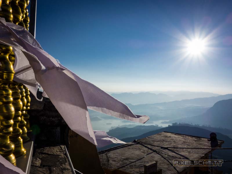 how to climb adams peak sri lanka sri pada 30