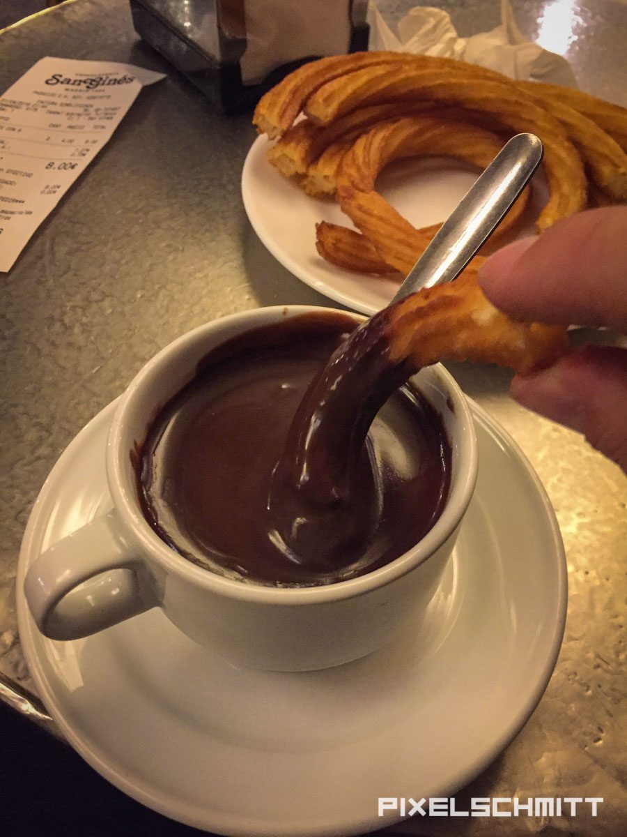 ❤️ Madrid: Sehenswürdigkeiten und 13 tolle Tipps für dich Selbst die Churros sind Sehenswürdigkeiten in Madrid