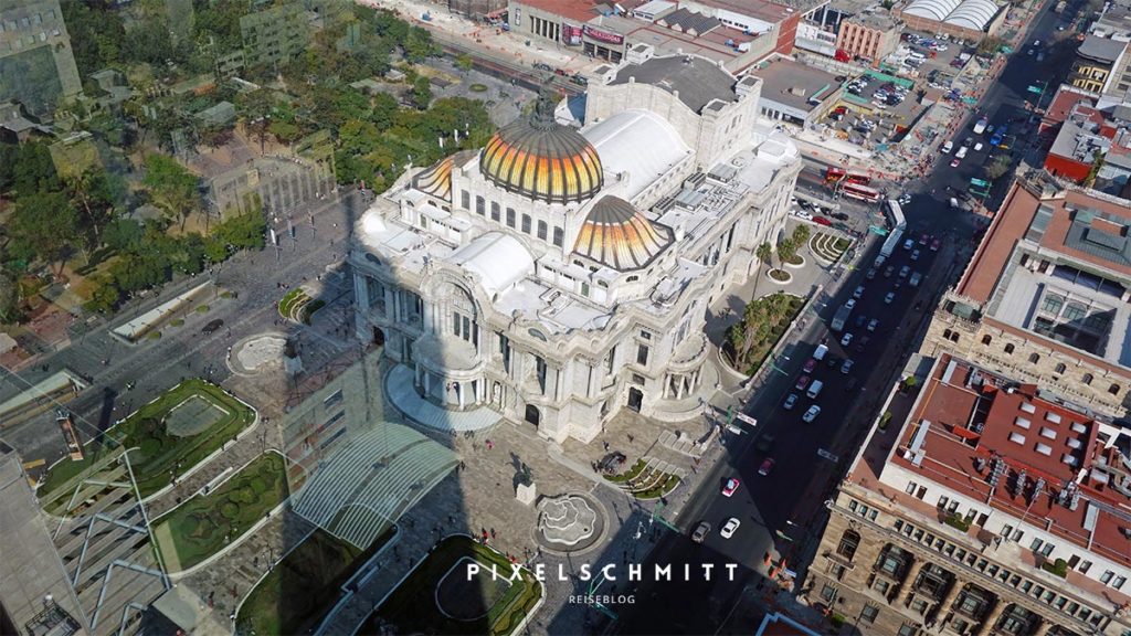 Mexiko Sehenswürdigkeiten: 9 tolle Ziele für deine Rundreise Blick auf Mexico City