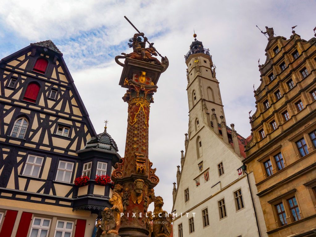 Rothenburg ob der Tauber: 5 Sehenswürdigkeiten für 1 Tag Rothenburg Rathaus