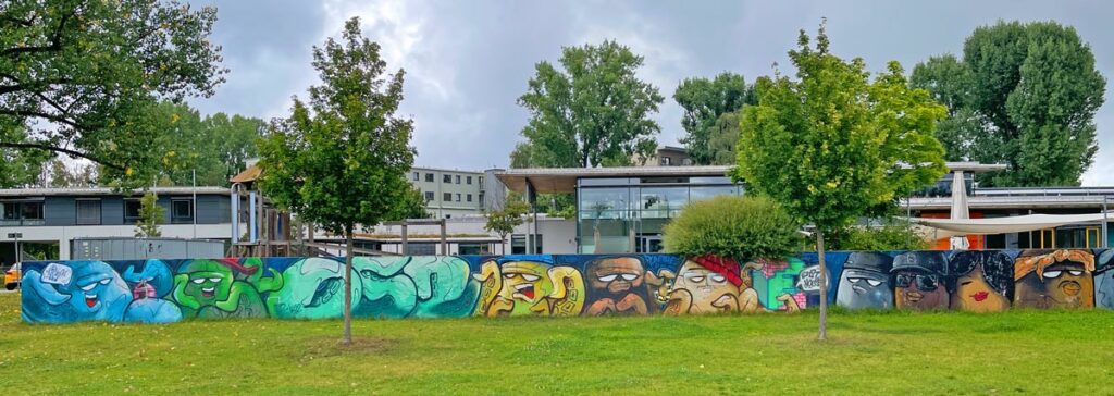 Street Art und Graffiti in Erlangen Graffiti in Erlangen: kl52 Easthouse
