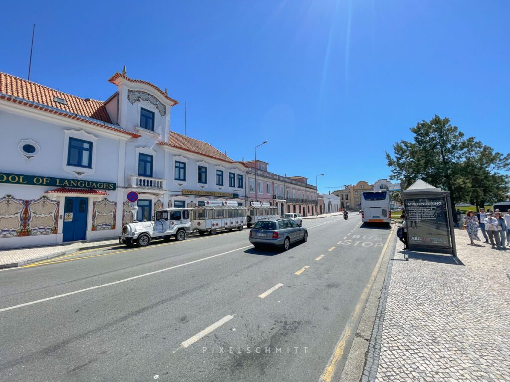 Tagesausflug von Porto: Aveiro und Costa Nova Die Bushaltestelle im Zentrum von Aveiro